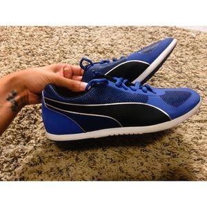 “Puma” Training Sneakers in Navy blue 💙